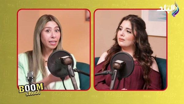 ايناس عز الدين والمذيعة تقى الجيزاو