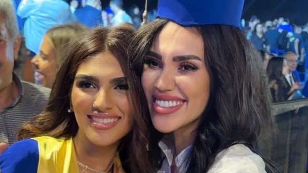 مى فاروق وابنتها زينة