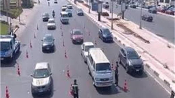أول يوم عمل بعد الإجازة.. تعرف على الحالة المرورية بشوارع وميادين القاهرة والجيزة 
