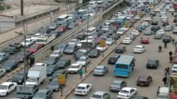كثافات مرورية.. تعرف على حالة شوارع وميادين محافظتي القاهرة والجيزة