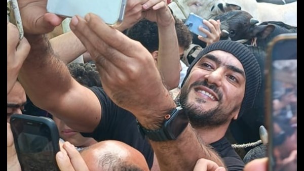 النجم أحمد العوضي 