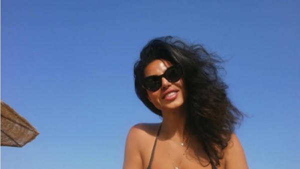 الفنانة نسرين امين 