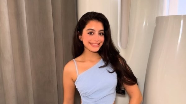 الفنانة ياسمينا العبد 