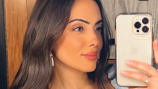 الفنانة وئام مجدي 