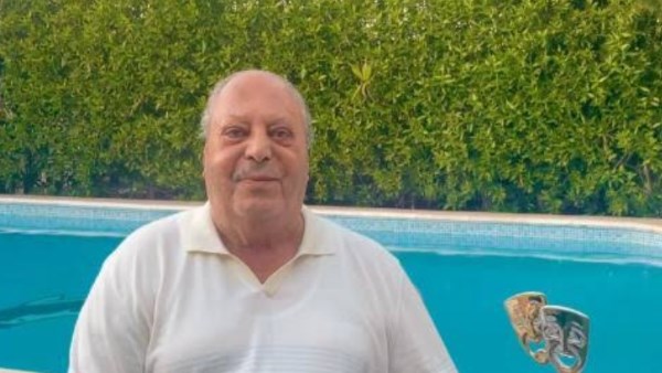 الفنان أسامة عباس 