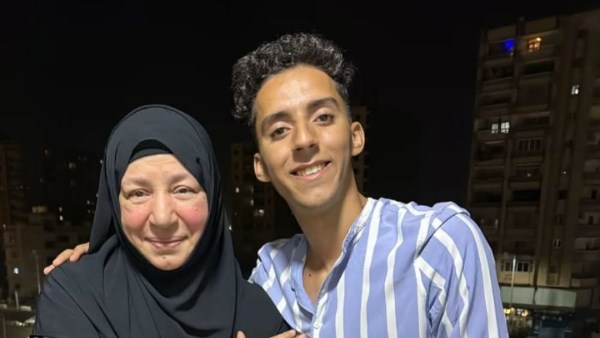 عبلة كامل تتصدر الترنيد بسبب صورة