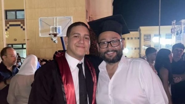الفنان أحمد رزق و نجله 