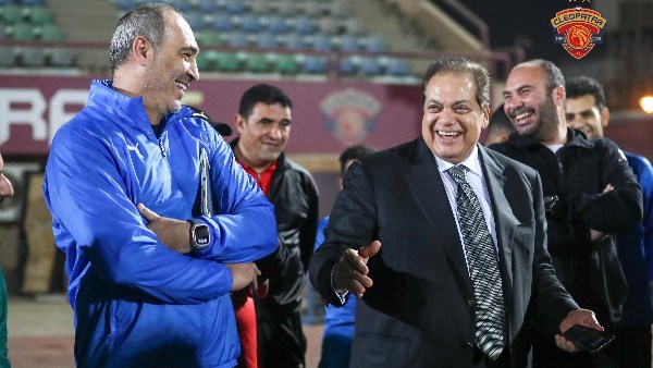النائب محمد ابو العينين 