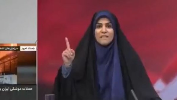 لحظة قصف التلفزيون الإيراني