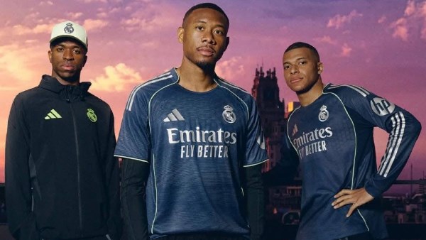 ريال مدريد يعلن عن قميصه الاحتياطي للموسم الجديد 2025-2026