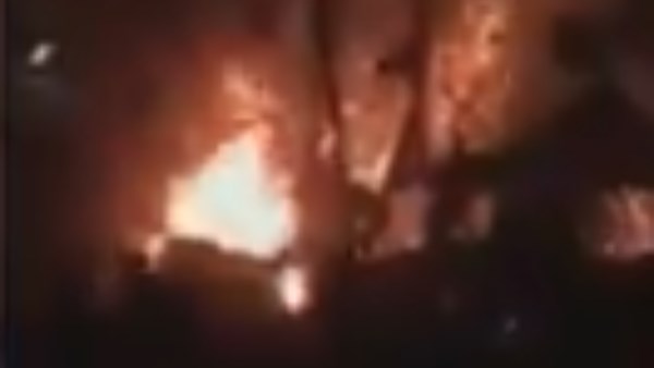اندلاع النيران في منطقة ارزاي جنوب لبنان  