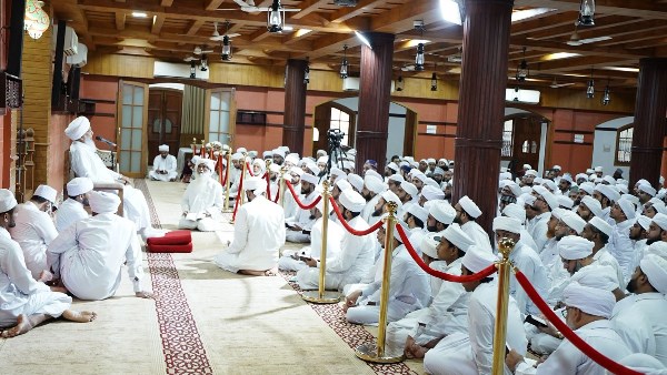 جامعة مركز الثقافة السنية الإسلامية تحتفل بعاشوراء بمجلس دعاء