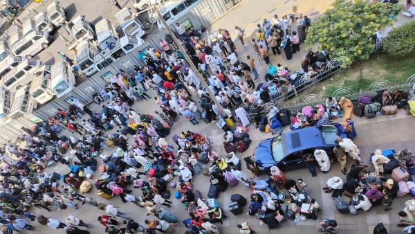 قطار من القاهرة لنقل السودانيين إلى أسوان