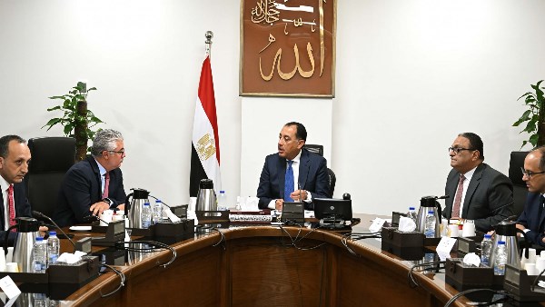 رئيس مجلس الوزراء