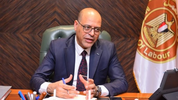 وزير العمل