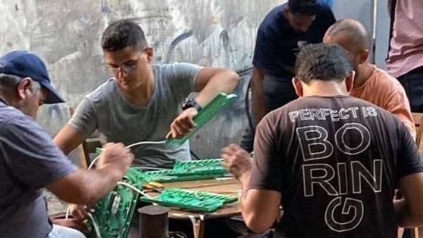 عمال الشركة المصرية للاتصالات 