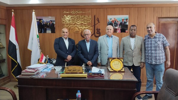 زيارة وفد فلسطين مقر الاتحاد العام لنقابات عمال مصر 