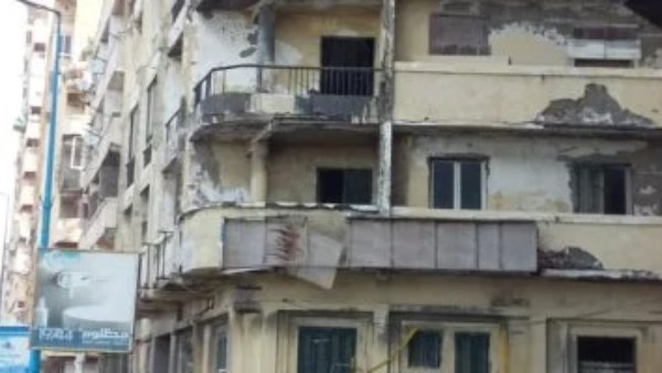 ترميم أول عمارتين من أصل 54 آيلة للسقوط بكورنيش الإسكندرية