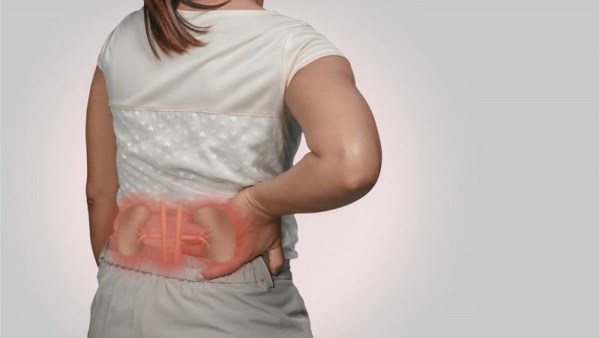 هل هناك علاقة بين نشاط الغدة وارتفاع انزيمات الكبد؟ 