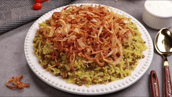 طريقة عمل صينية المجدرة بالبصل 