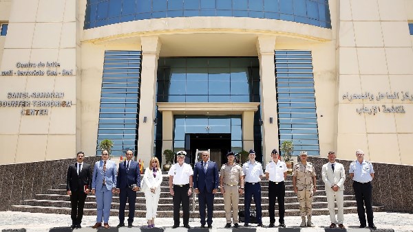 مركز الساحل والصحراء لمكافحة الإرهاب يستقبل وفداً رفيع المستوى من حلف الناتو