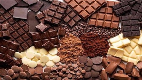 أهم الأسباب الشائعة وراء الرغبة المفاجئة في تناول الشوكولاته
