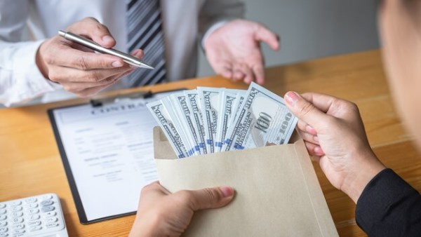 هل يستحق البائع «العربون» إذا لم يتم البيع