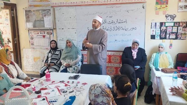 أوقاف أسيوط تنظم ندوة عن استثمار الوقت وريادة الأعمال بالتعاون مع التربية والتعليم