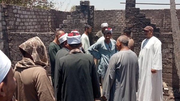 وفد أزهري يزور «برخيل» بسوهاج لدعم الأهالى وكشف غموض الحرائق بمنازلهم
