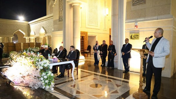 الأوقاف توزع جهاز ٣٠٠ عروس من كريمات موظفيها