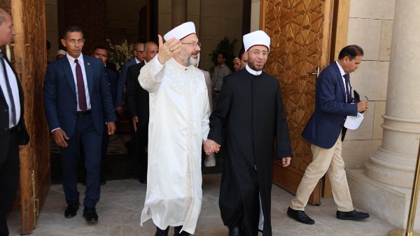 وزير الأوقاف ووزير الشئون الدينية التركي