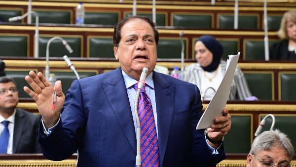 النائب محمد أبو العينين