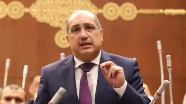  الدكتور إيهاب وهبة