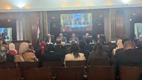 وزير الاتصالات من البرلمان: حريق سنترال رمسيس لم يوقف الخدمة كليًا.. وأولوية لعودة خدمات الطوارئ والمصارف