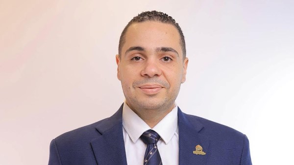 عادل مأمون عتمان