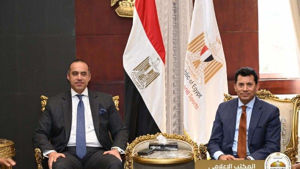 وزيرا الشباب والشئون النيابية يشهدان احتفالية قرن من العمل البناء للمرشدات