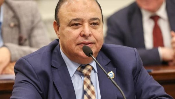 حسين خضير: مصر تدفع ثمن إنسانيتها في غزة .. والرئيس السيسي عبّر عن صوتنا جميعا