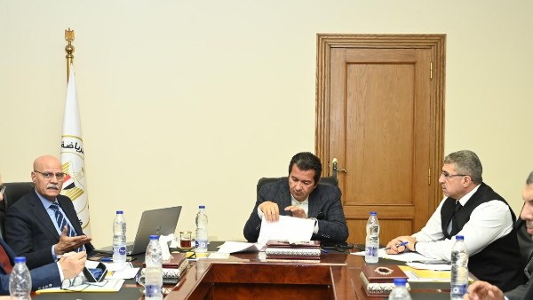 وزير الشباب والرياضة 