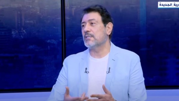 الفنان أحمد وفيق