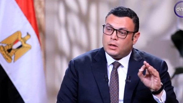 وزير الإسكان 