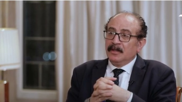  الدكتور طارق فهمي، أستاذ العلوم السياسية