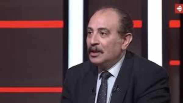  الدكتور طارق فهمي، أستاذ العلوم السياسية