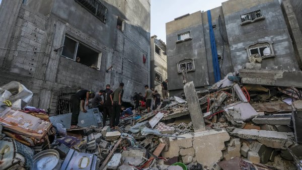 استشهاد مدير المستشفى الإندونيسي في غارة إسرائيلية على غزة