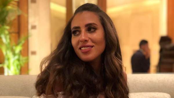 الشاعرة منة القيعي