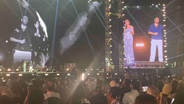 تامر عاشور مع أنغام 