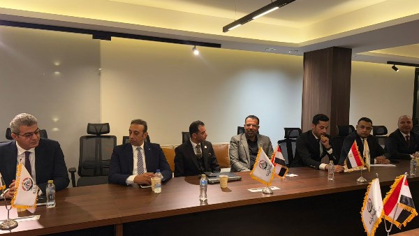 اللواء أحمد سعد: تسريع تسليم بطاقات عضوية الجبهة الوطنية للمحافظات