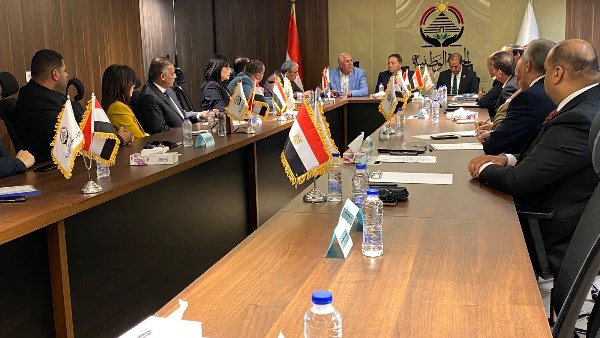  اجتماع أمانة الدفاع والأمن القومي بحزب الجبهة الوطنية