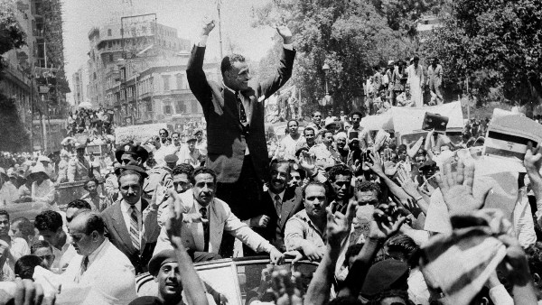 في الذكرى الـ73.. كيف نجحت ثورة 23 يوليو في إسقاط الملكية وإعلان الجمهورية؟
