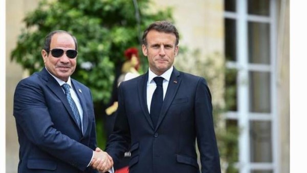 الرئيس السيسي وماكرون
