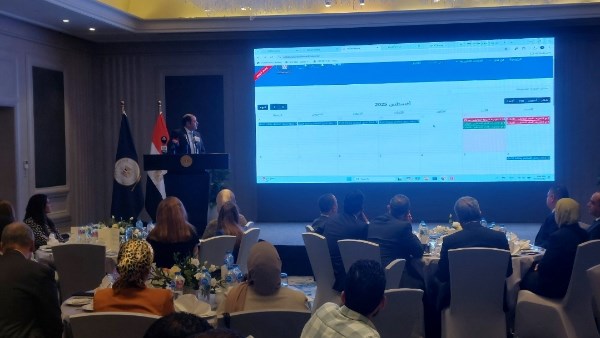معاون وزير السياحة والآثار 